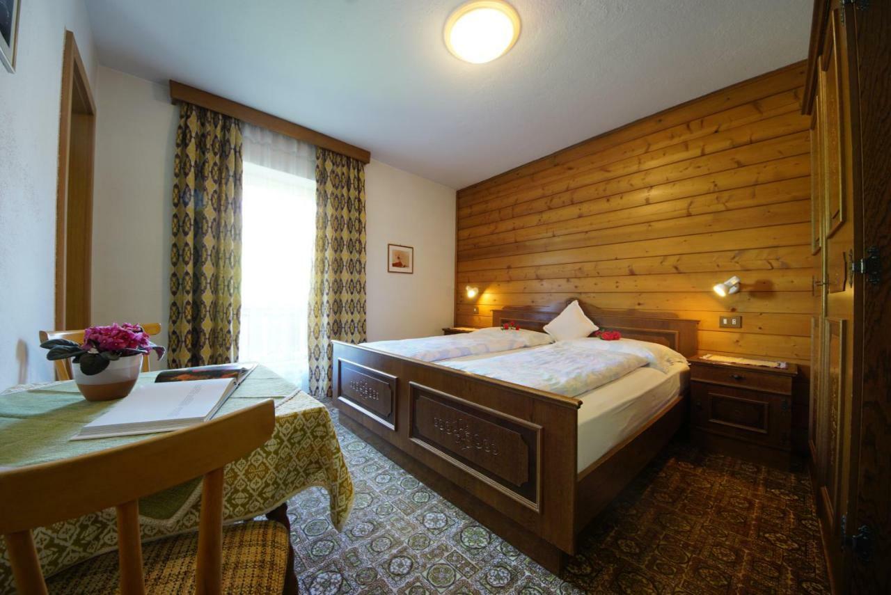 Garni Flurida Bed & Breakfast Бадия Екстериор снимка