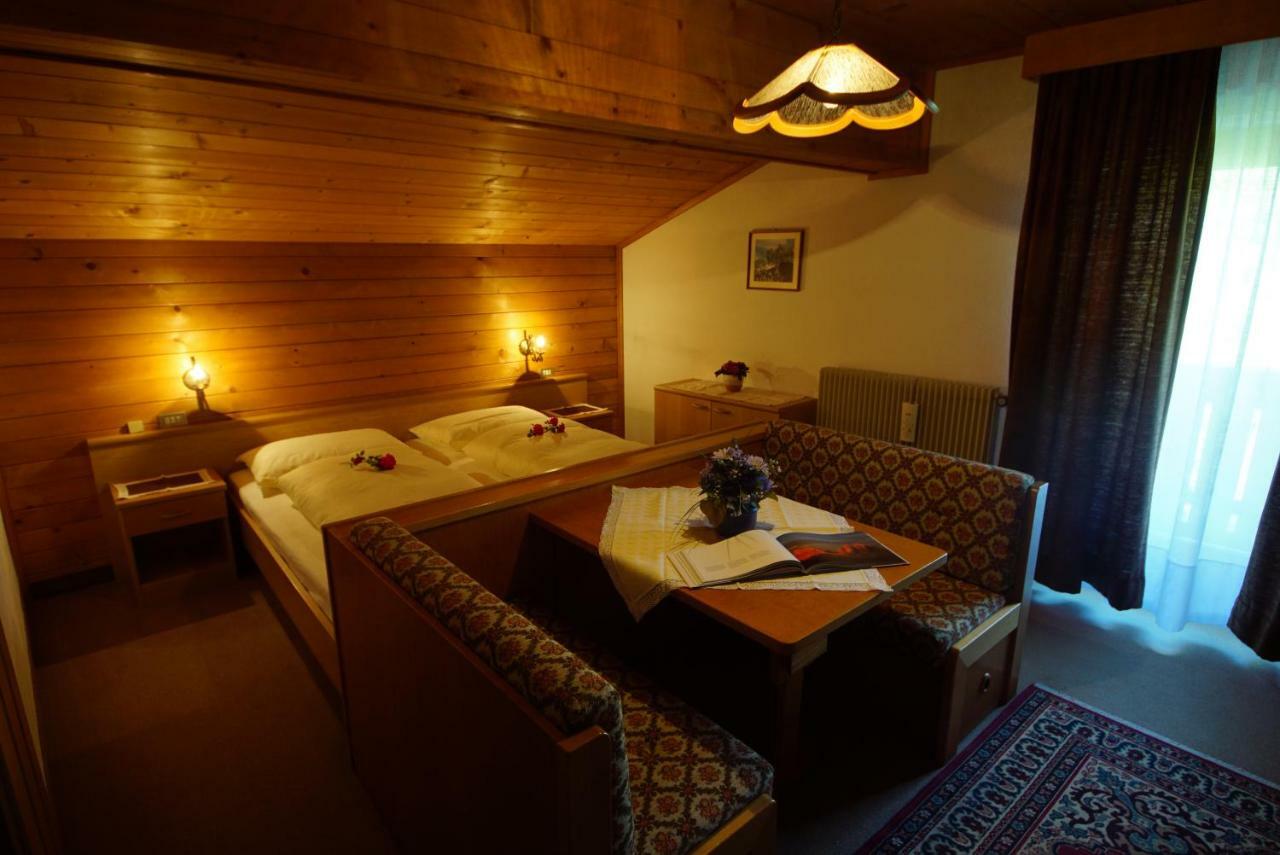 Garni Flurida Bed & Breakfast Бадия Екстериор снимка