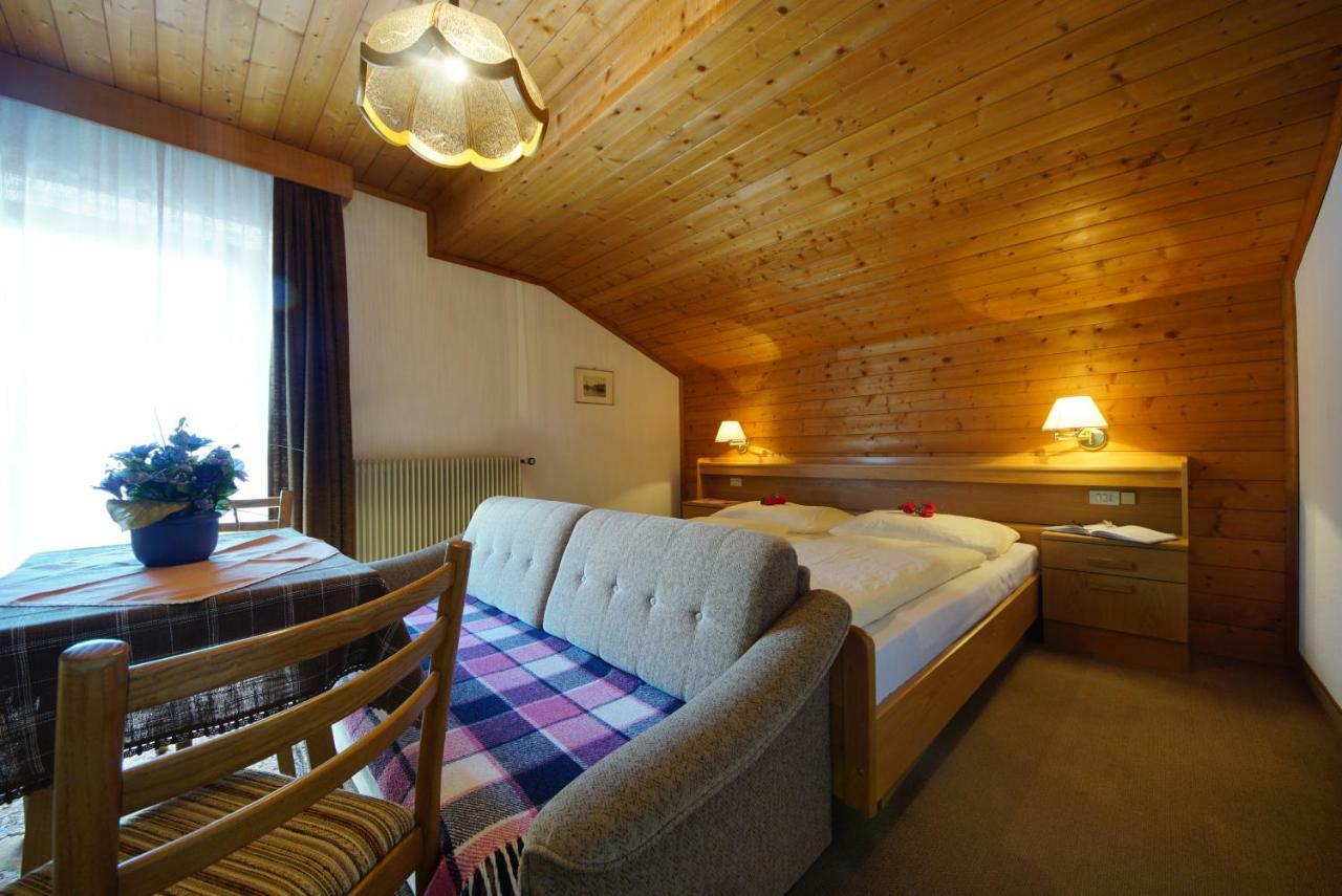 Garni Flurida Bed & Breakfast Бадия Екстериор снимка