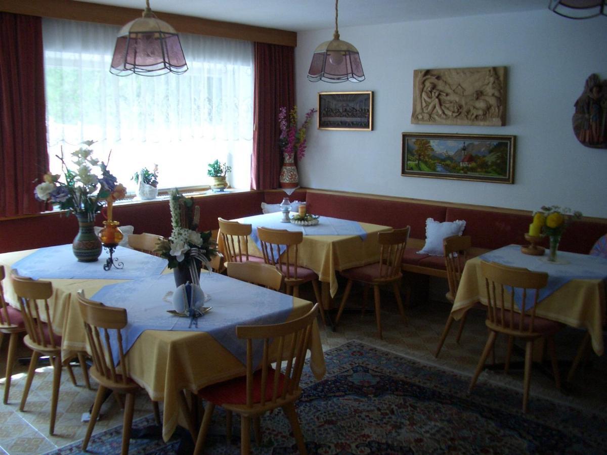 Garni Flurida Bed & Breakfast Бадия Екстериор снимка